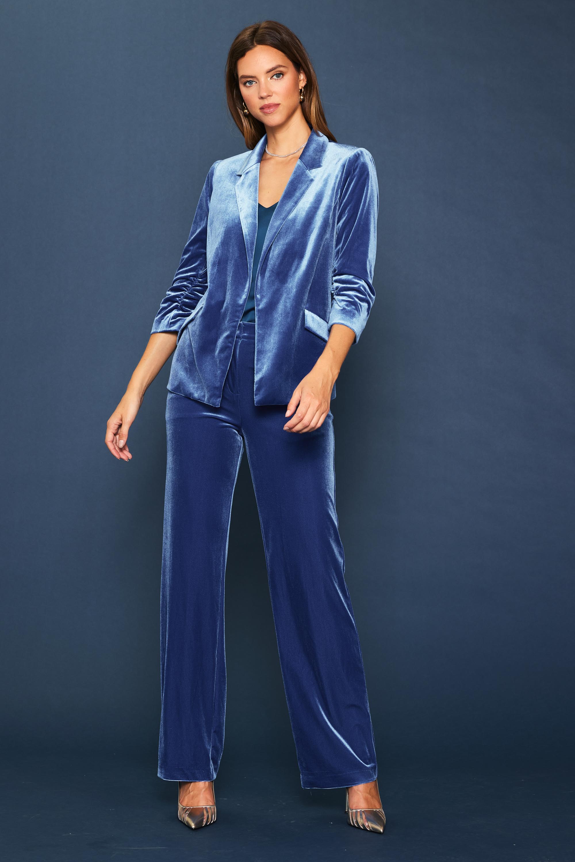 Women's blue outlet velvet suit