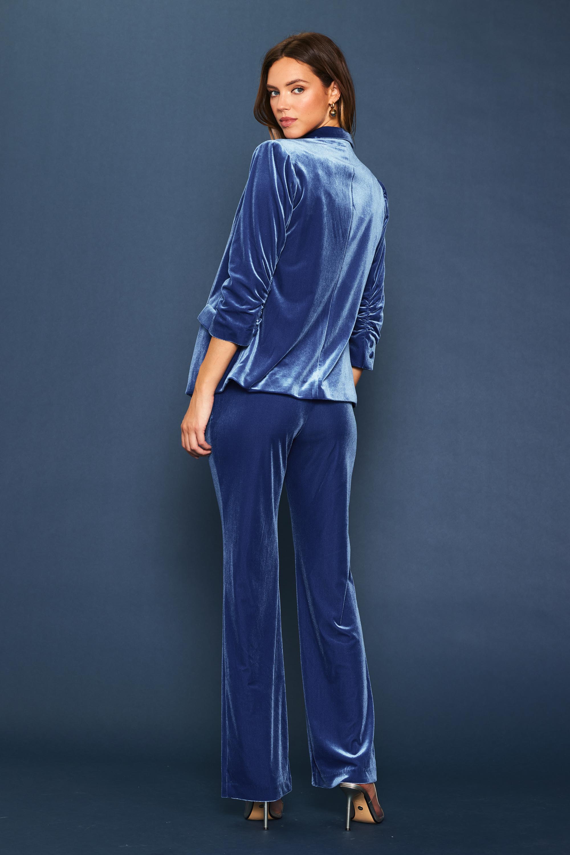 Ruched Velvet Blazer – SKIES ARE BLUE