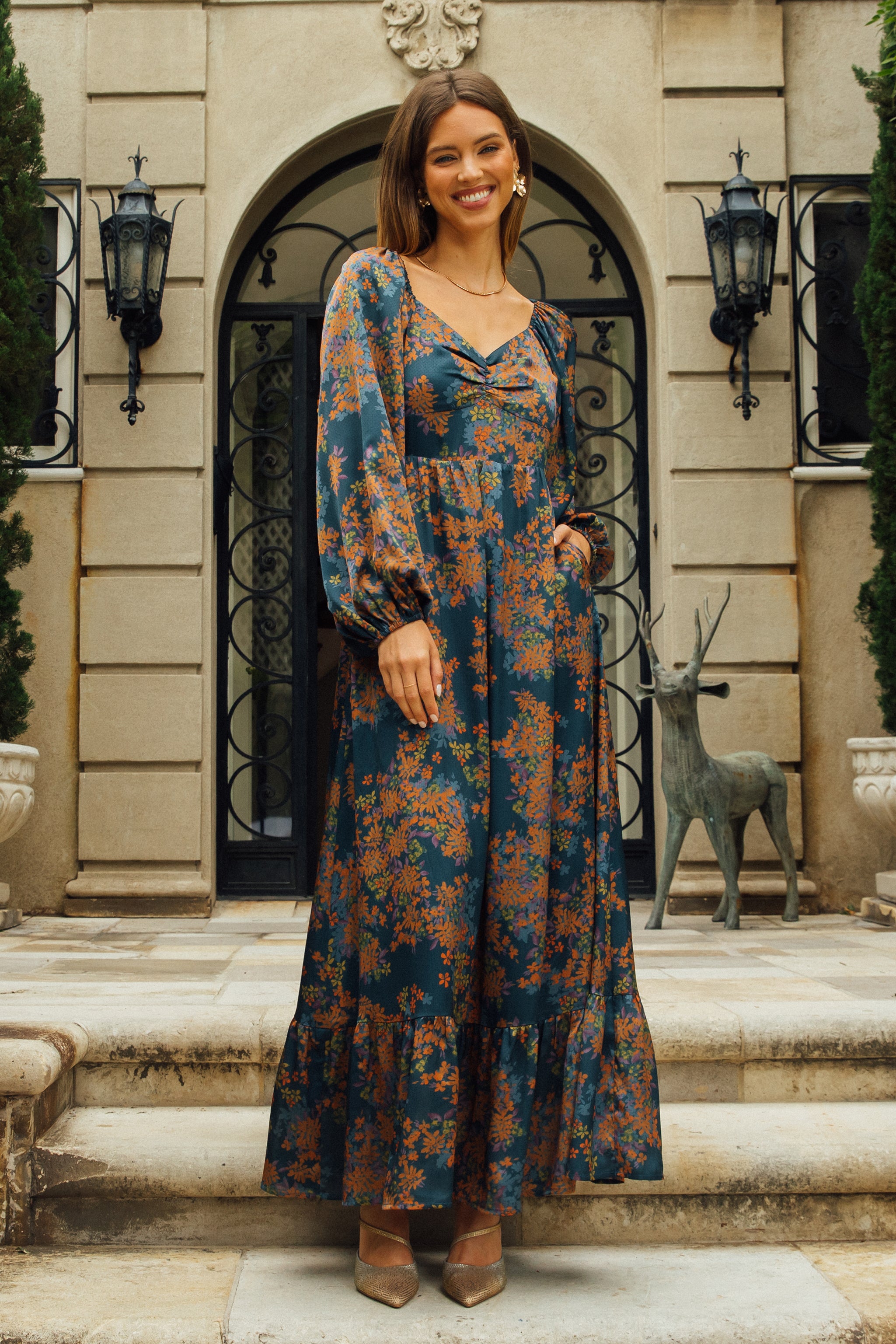 Sweetheart Neckline Longsleeve Maxi Dress – SKIES ARE BLUE