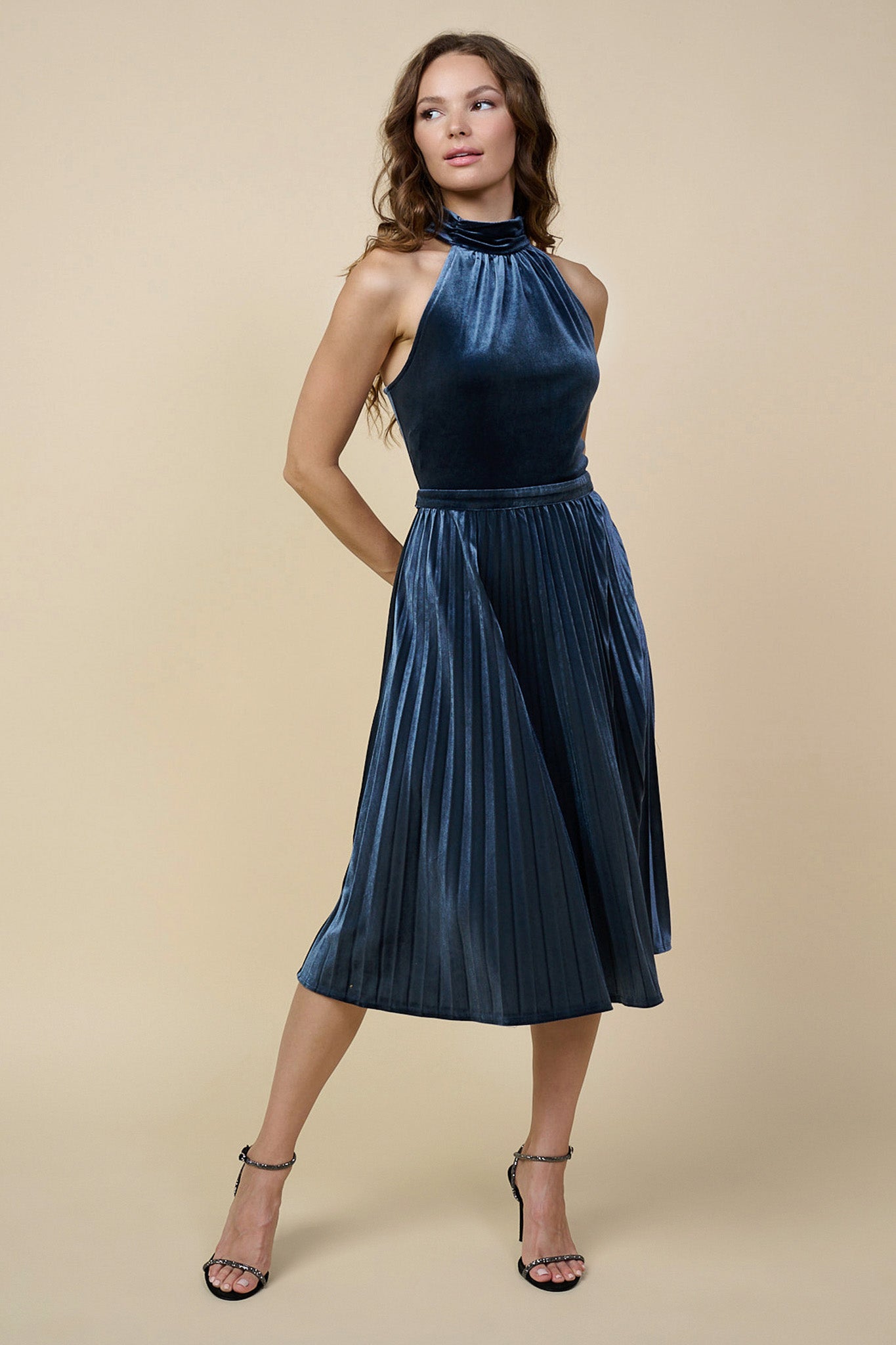 Velvet pleated midi dress sale